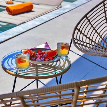 4 Bedroom Luxury カルカン