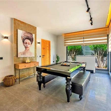 4 Bedroom Luxury ヴィラ カルカン