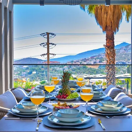 4 Bedroom 5669 Villa *