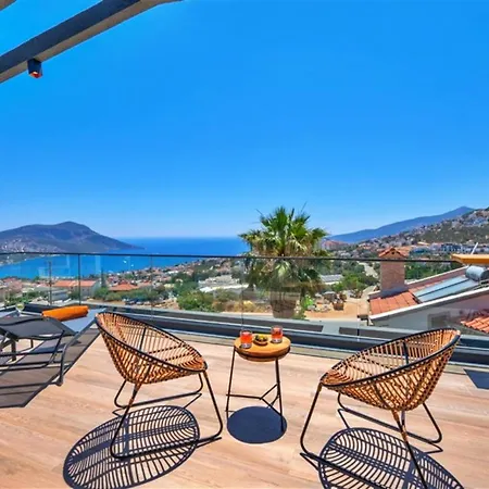 Villa 4 Bedroom Luxury *