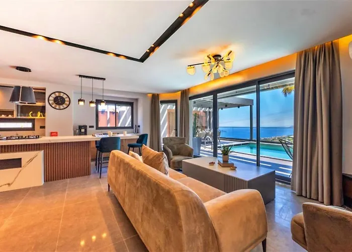 4 Bedroom Luxury Kalkan