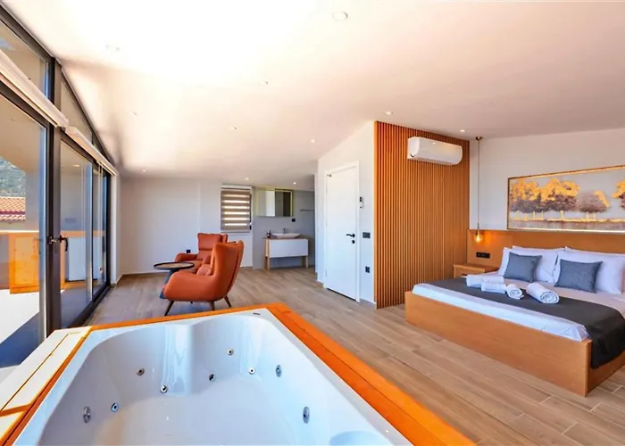 Villa 4 Bedroom Luxury Kalkan