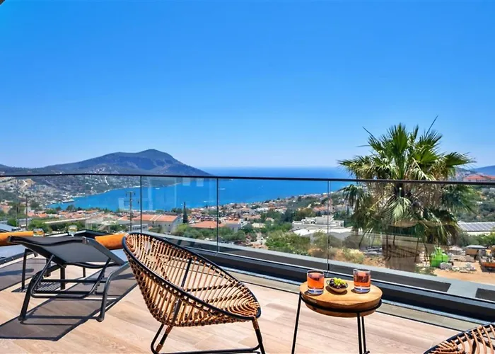 4 Bedroom Luxury * Kalkan