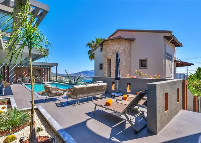 Villa 4 Bedroom Luxury