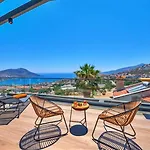 Villa 4 Bedroom Luxury *